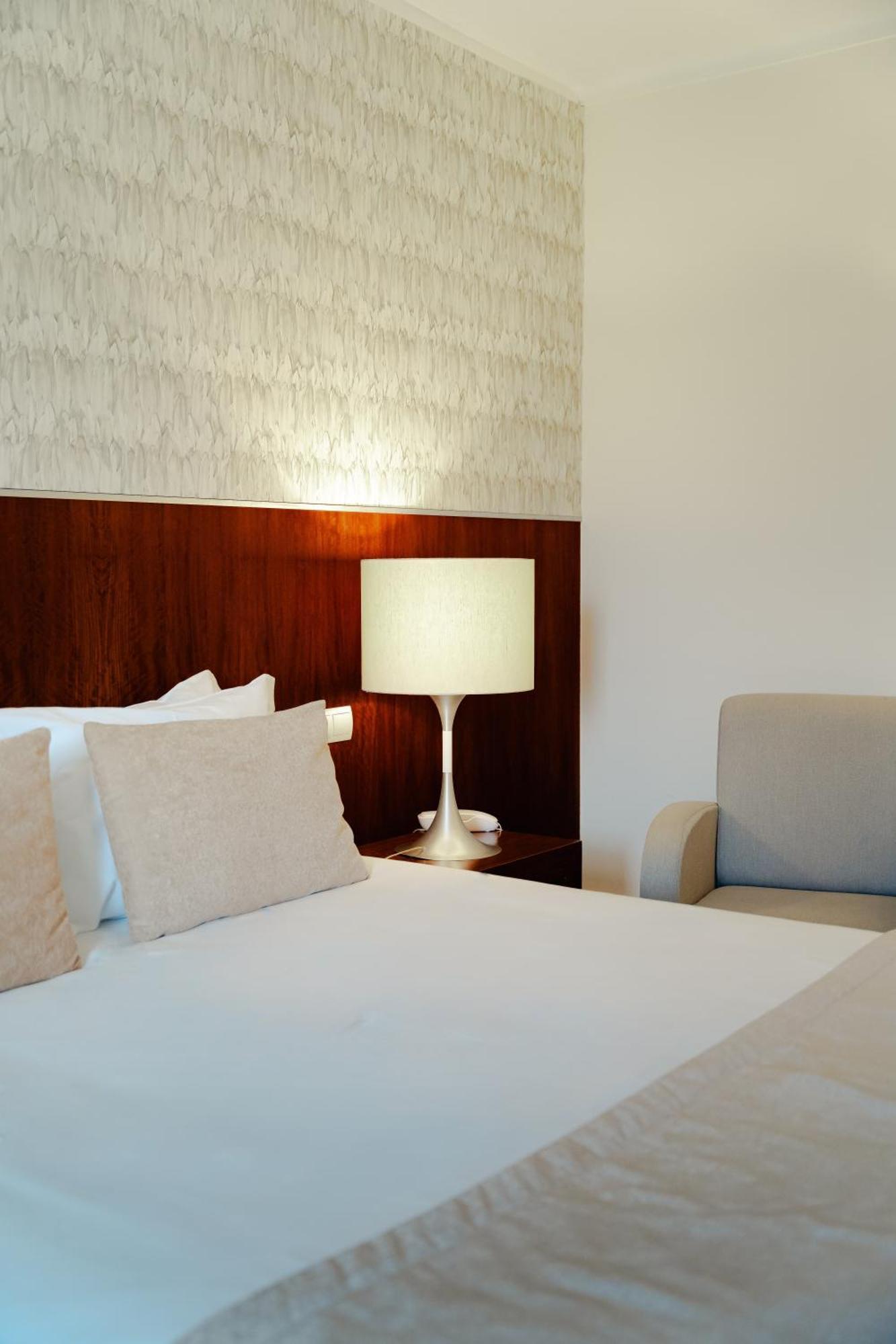 Quinta Do Pinheiro Hotel E Eventos By Grupo Quinta Dos Lagos 瓦尔杜德弗拉德斯 外观 照片